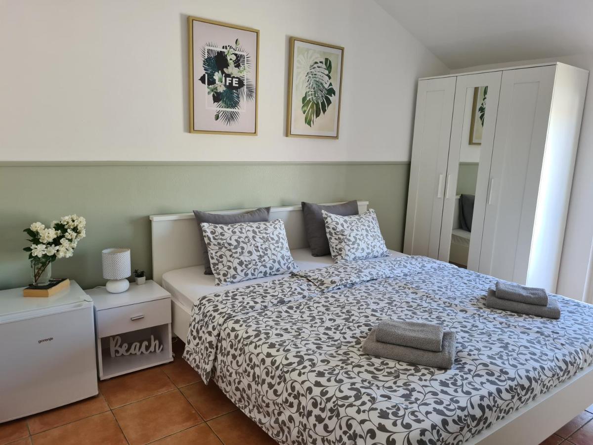 Apartment & Rooms Roza เปโรย ห้อง รูปภาพ