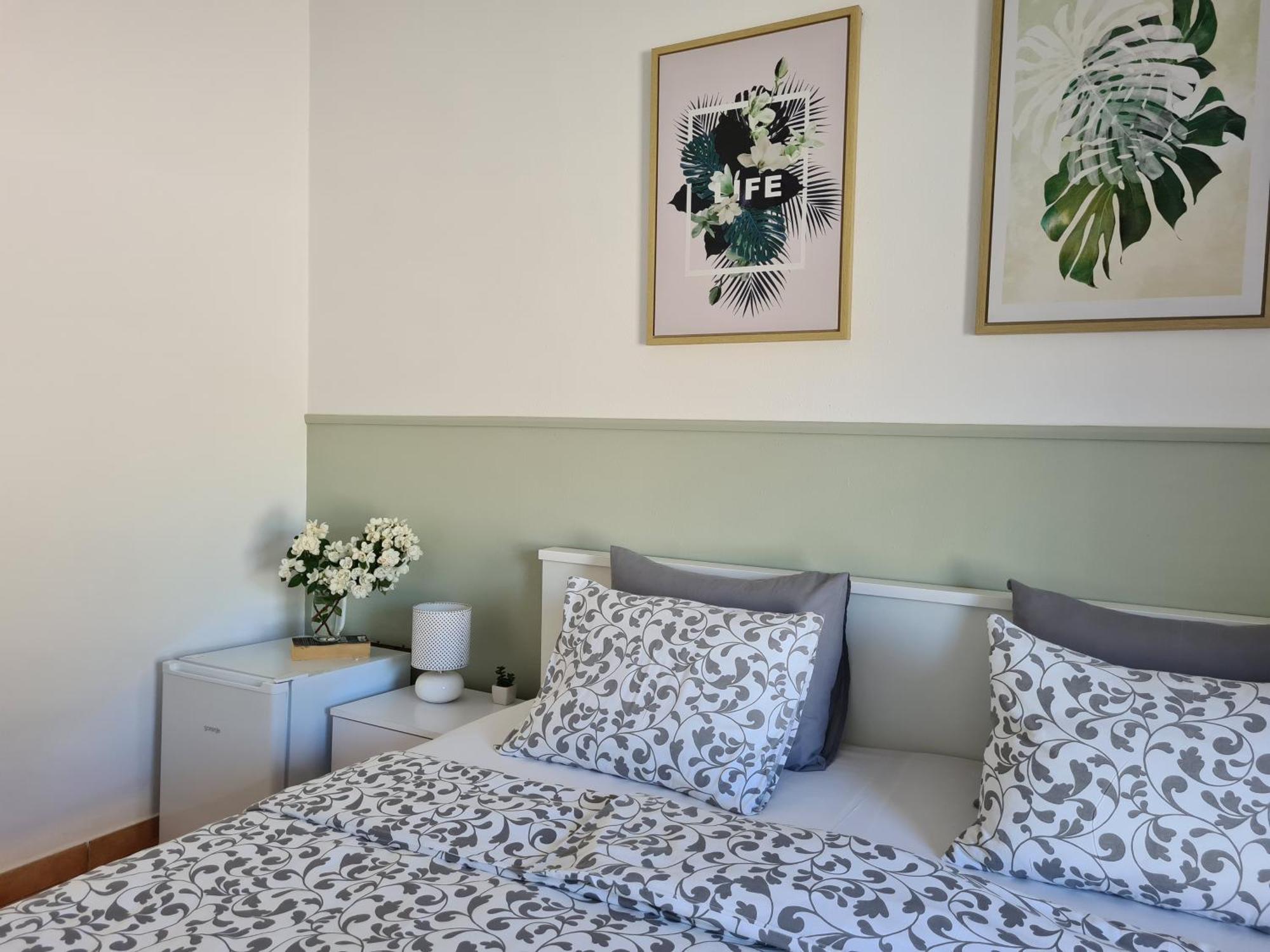 Apartment & Rooms Roza เปโรย ห้อง รูปภาพ