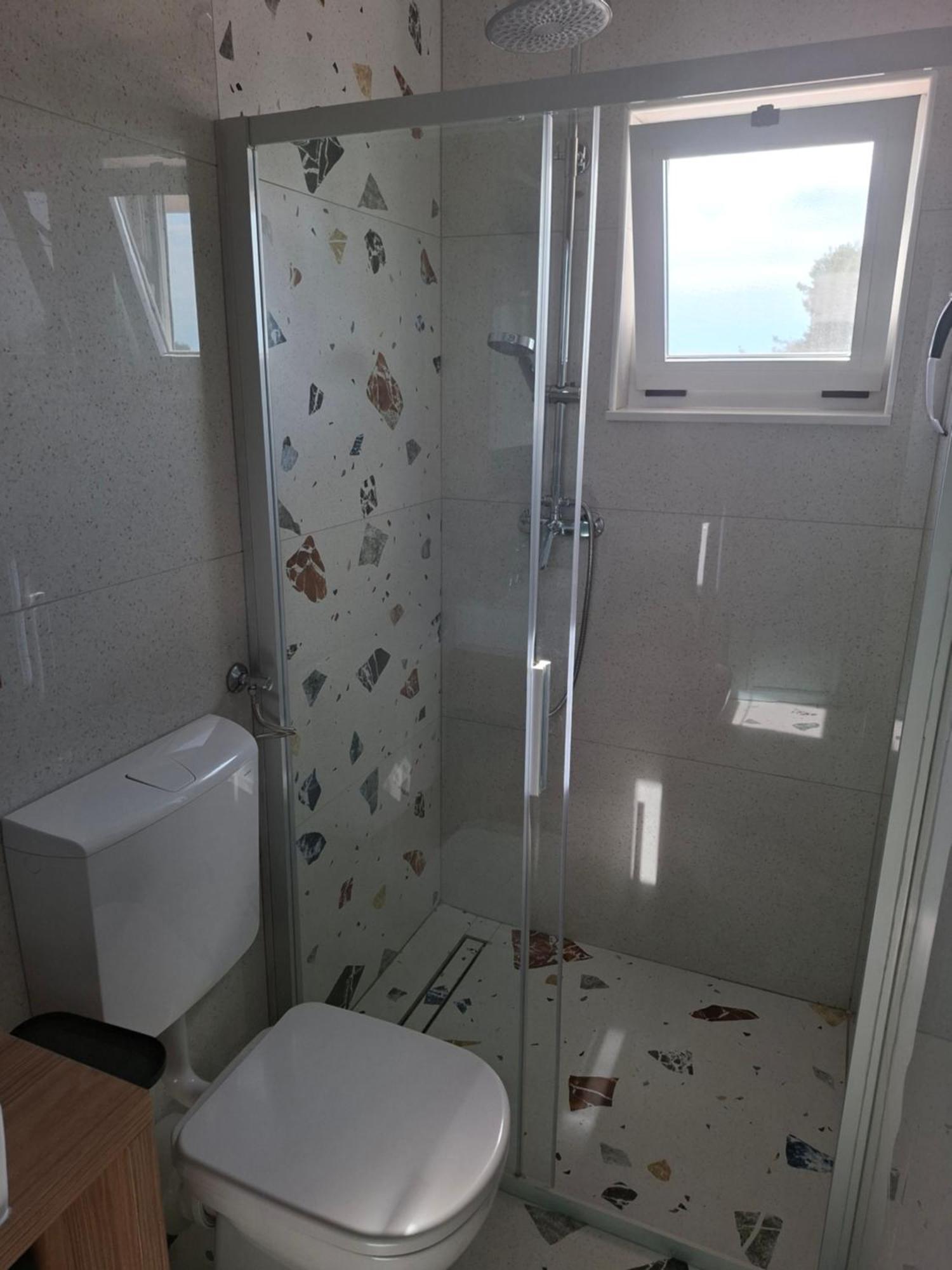 Apartment & Rooms Roza เปโรย ภายนอก รูปภาพ