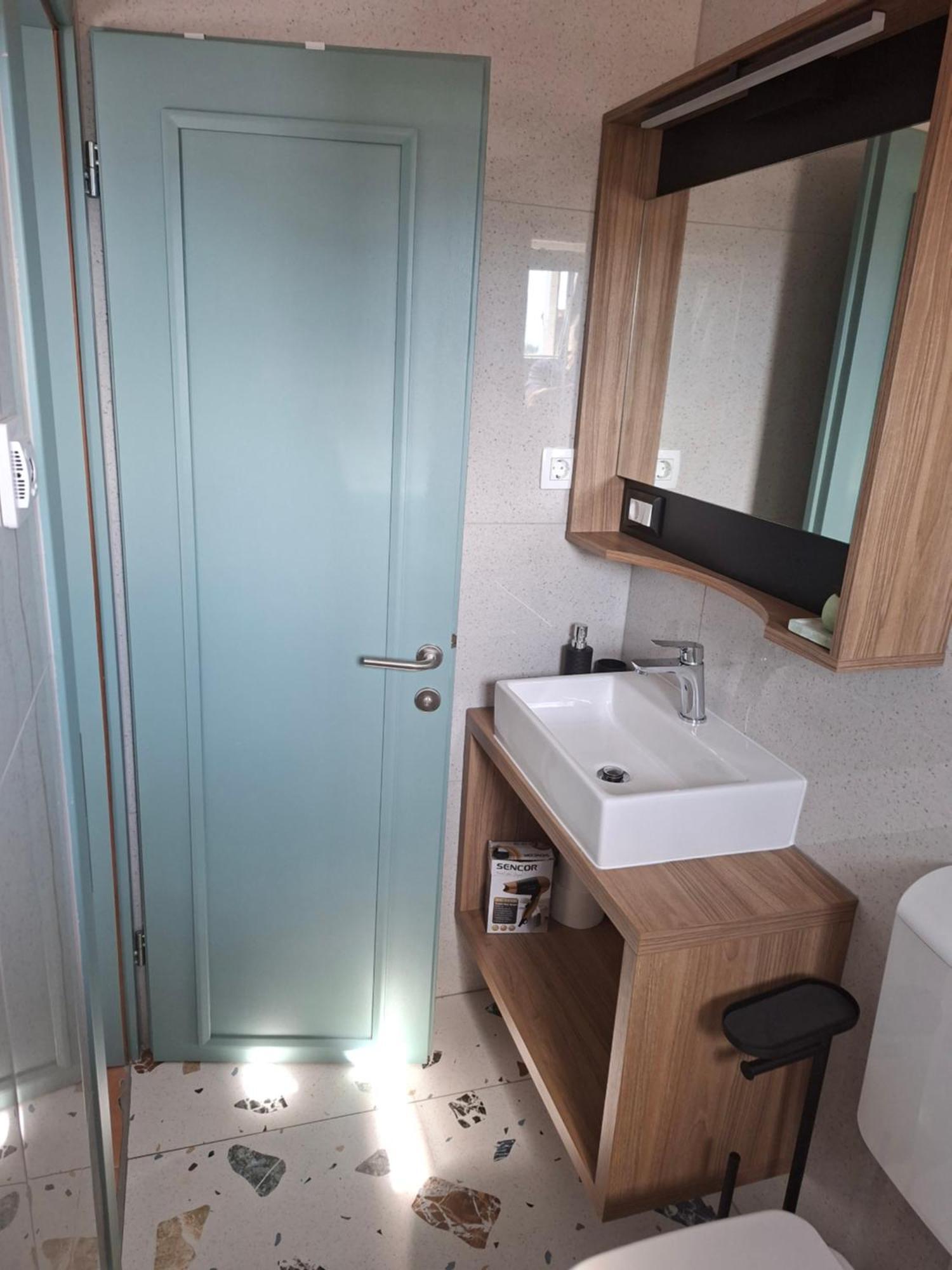 Apartment & Rooms Roza เปโรย ภายนอก รูปภาพ